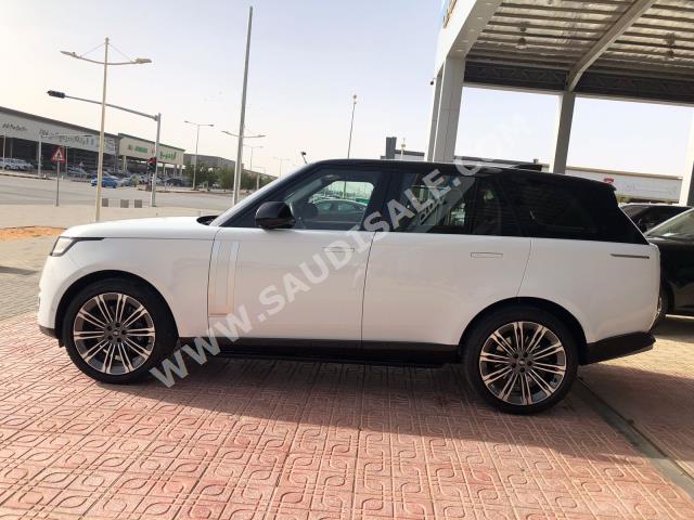 2023 لاند روفر رينج روفر كلاسيك