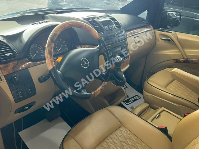 2011 مرسيدس - بنز فيانو