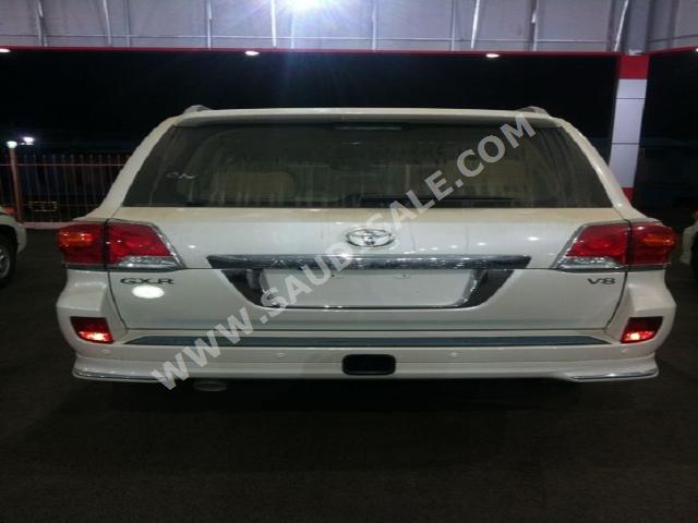 2013 Toyota Land Cruiser GXR