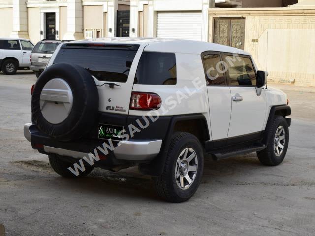 2016 Toyota FJ Cruiser 1