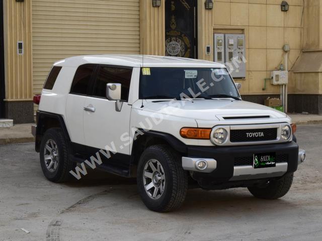 2016 Toyota FJ Cruiser 1