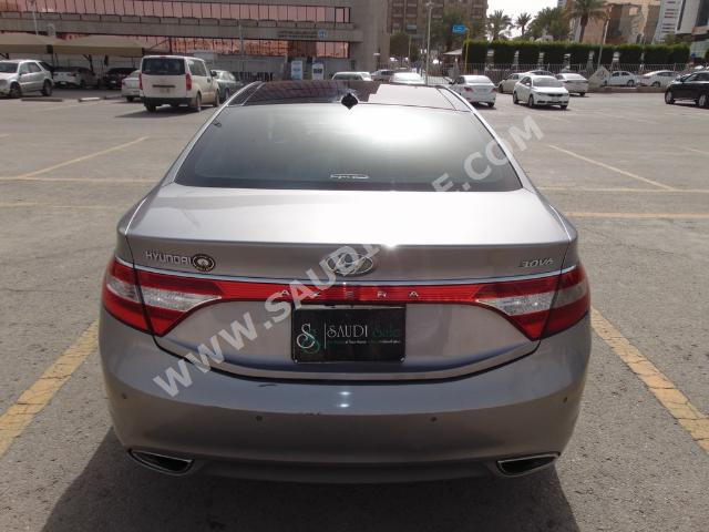 2013 هيونداي ازيرا