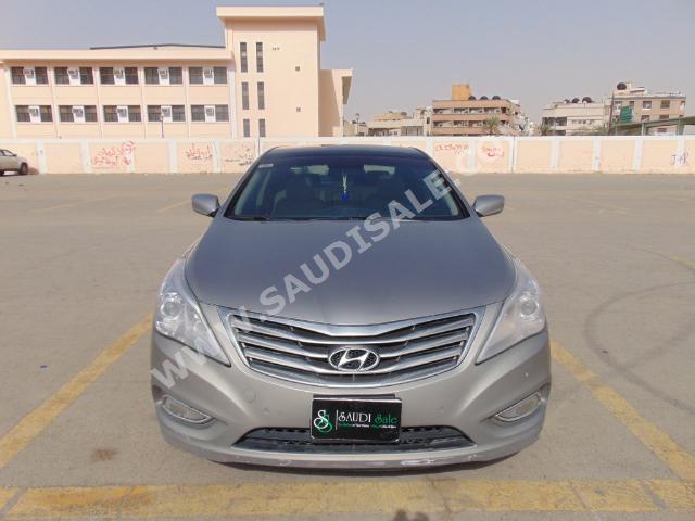 2013 هيونداي ازيرا