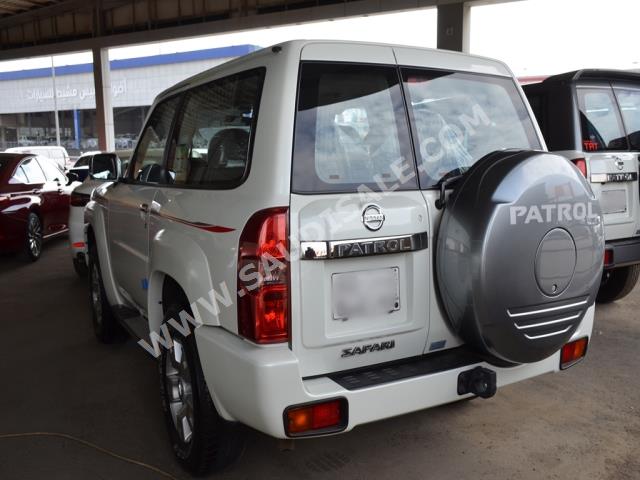 2017 نيسان باترول سفاري