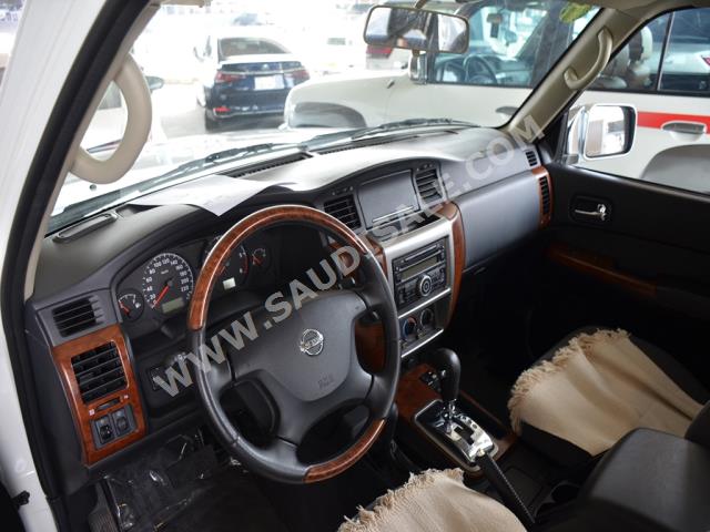 2017 نيسان باترول سفاري