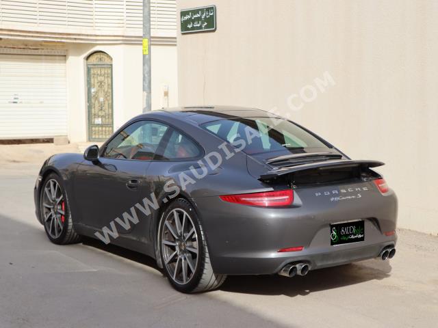 2013 بورش 911 كاريرا اس