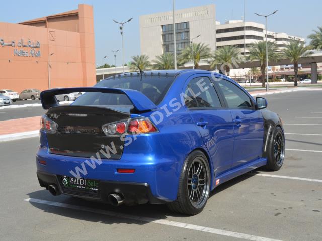 2009 Mitsubishi Evolution-10