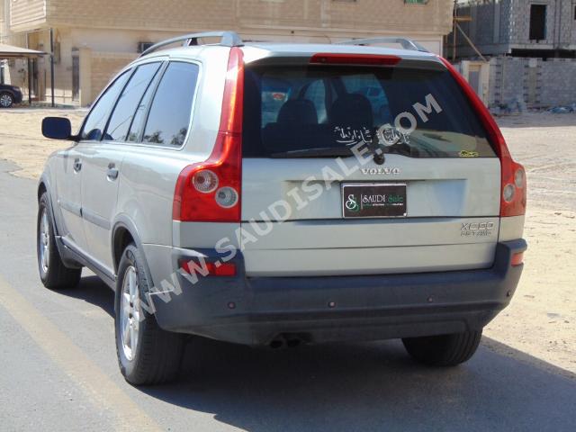 2004 Volvo XC90