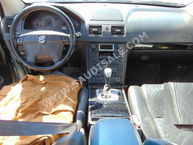 2004 Volvo XC90