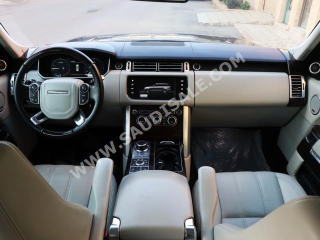 2016 لاند روفر رينج روفر فوج