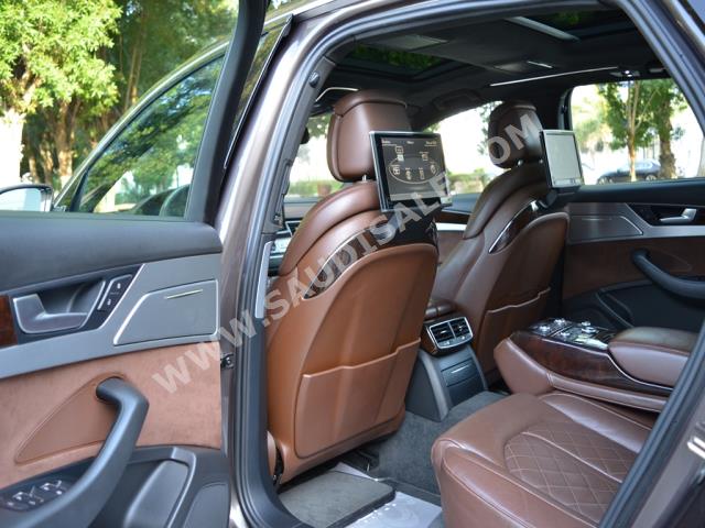 2015 اودي اي 8 ال