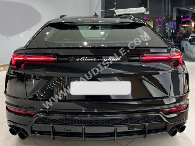 2020 لمبرجيني اوروس