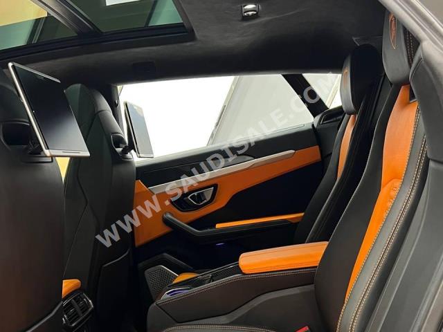 2020 لمبرجيني اوروس