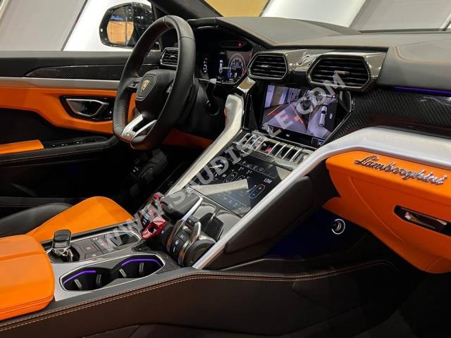 2020 لمبرجيني اوروس