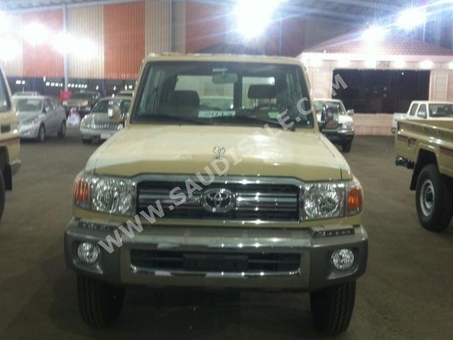 2013 Toyota Land Cruiser