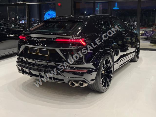 2023 لمبرجيني اوروس