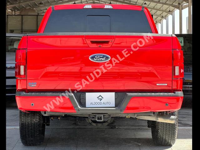 2020 Ford F 150 LARIAT
