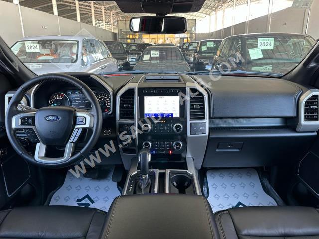 2020 Ford F 150 LARIAT