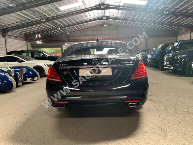 2015 مرسيدس - بنز إس 600