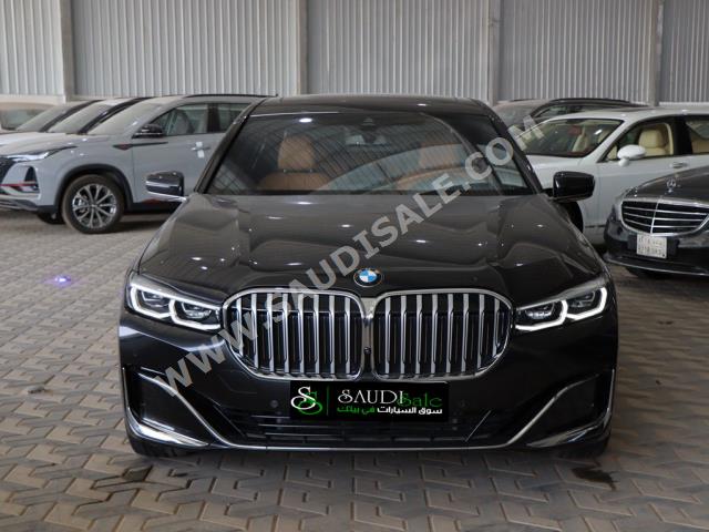 2020 بي ام دبليو الفئة السابعة 730 إل أي