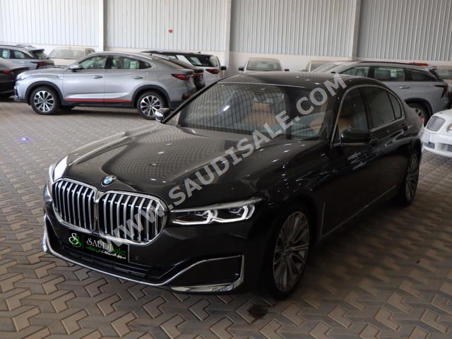 2020 بي ام دبليو الفئة السابعة 730 إل أي