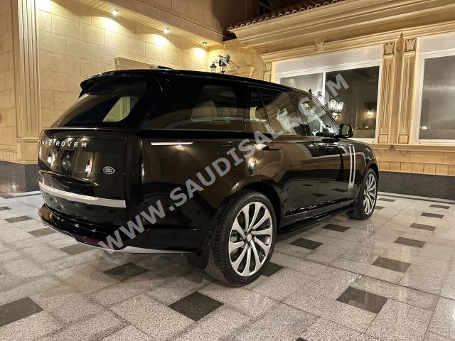 2023 لاند روفر رينج روفر فوج اتش اس اي