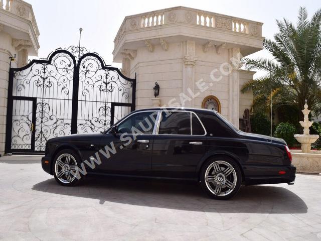 2009 بنتلي ارناج