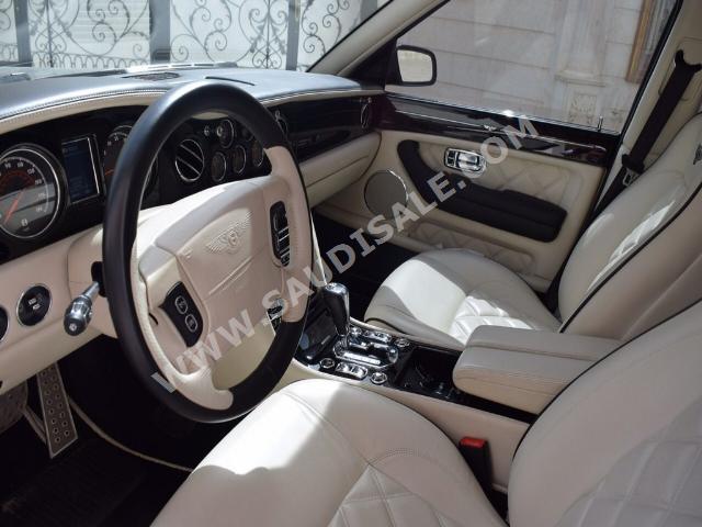 2009 بنتلي ارناج