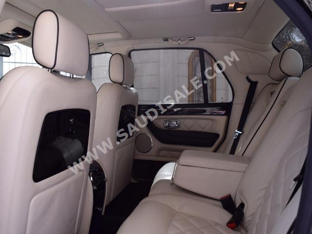 2009 بنتلي ارناج