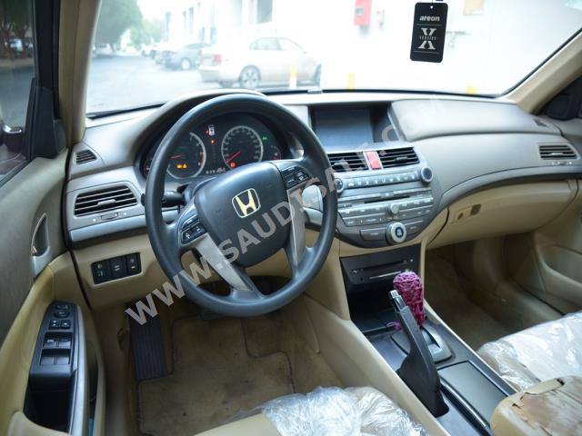 2010 هوندا اكورد