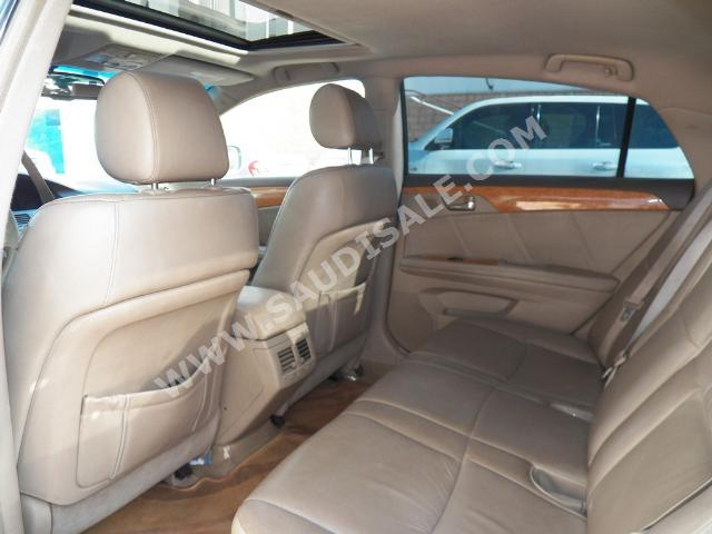 2006 تويوتا افالون ليمتد