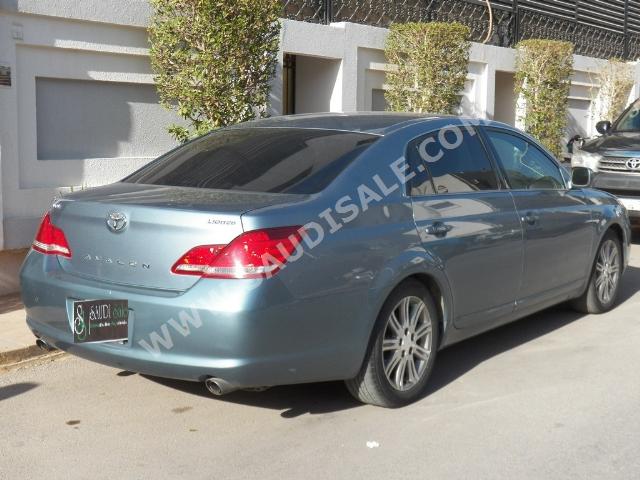 2006 تويوتا افالون ليمتد