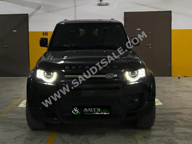 2021 لاند روفر ديفيندر اكس