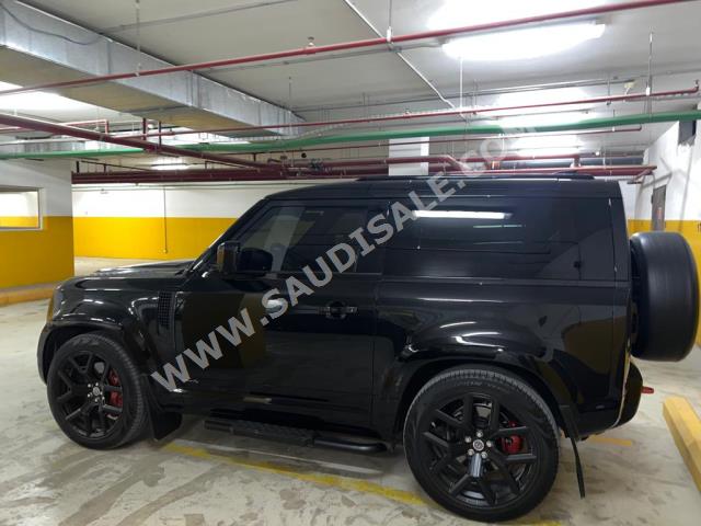 2021 لاند روفر ديفيندر اكس