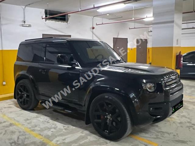 2021 لاند روفر ديفيندر اكس