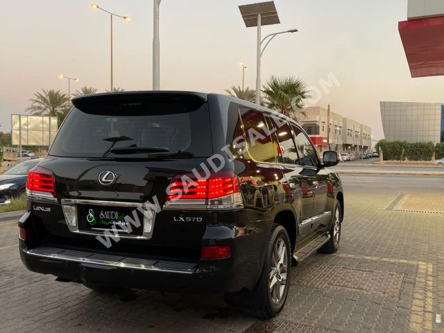 2014 Lexus LX 570 AD