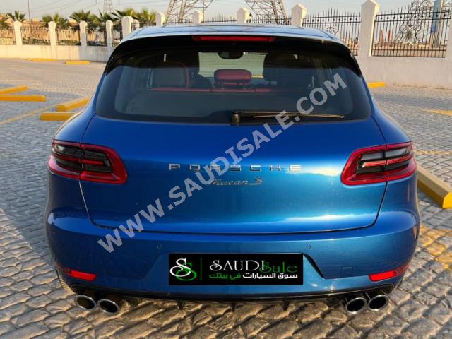 2015 بورش ماكان اس