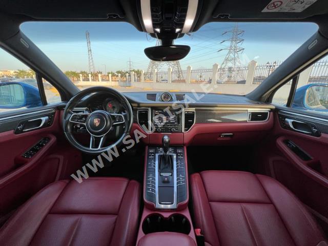 2015 بورش ماكان اس