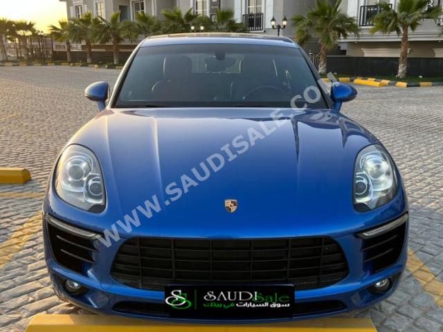 2015 بورش ماكان اس