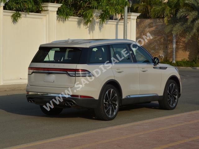 2020 لنكولن افياتور