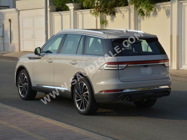 2020 لنكولن افياتور