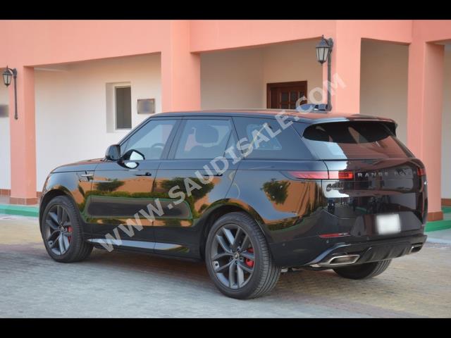 2023 لاند روفر رينج روفر سبورت اتش اس اي