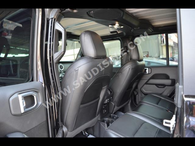 2021 جييب جلادياتور