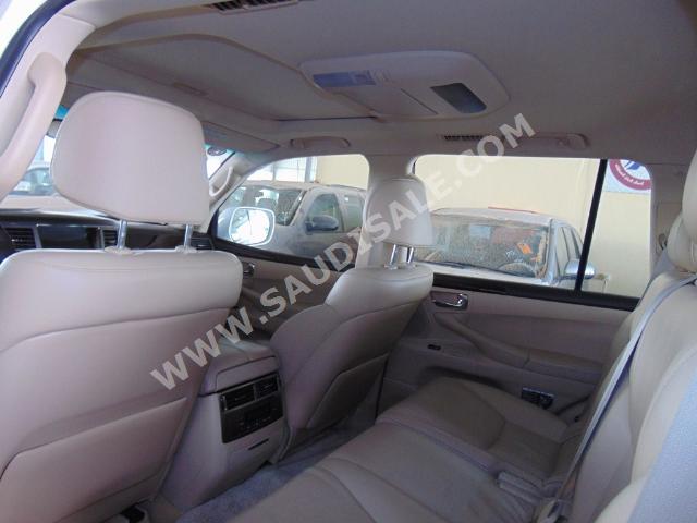 2011 Lexus LX 570