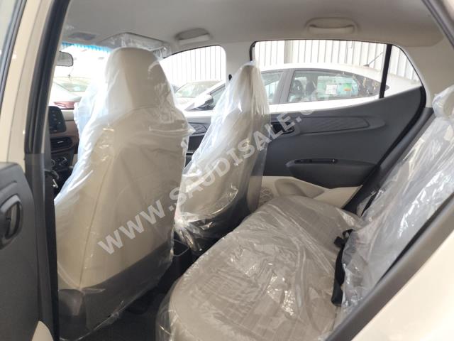 2023 هيونداي اي 10