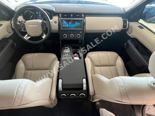 2019 لاند روفر ديسكفري