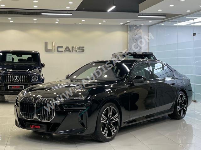 2023 بي ام دبليو الفئة السابعة 740أي