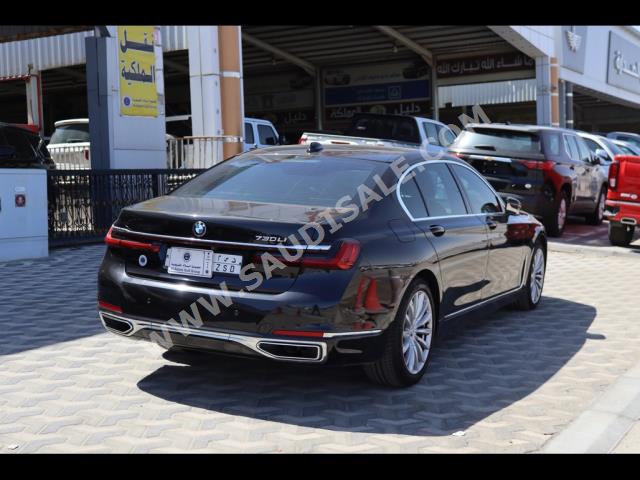 2020 بي ام دبليو الفئة السابعة 730 إل أي