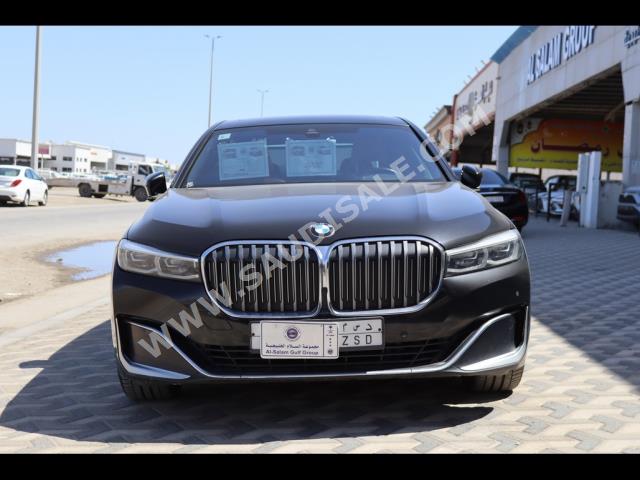 2020 بي ام دبليو الفئة السابعة 730 إل أي