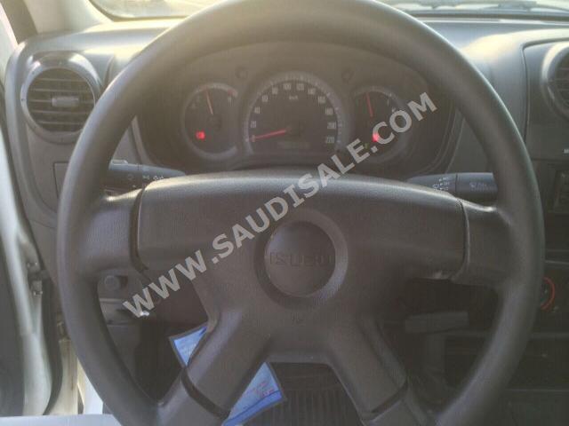 2009 Isuzu Pickup Double Cab